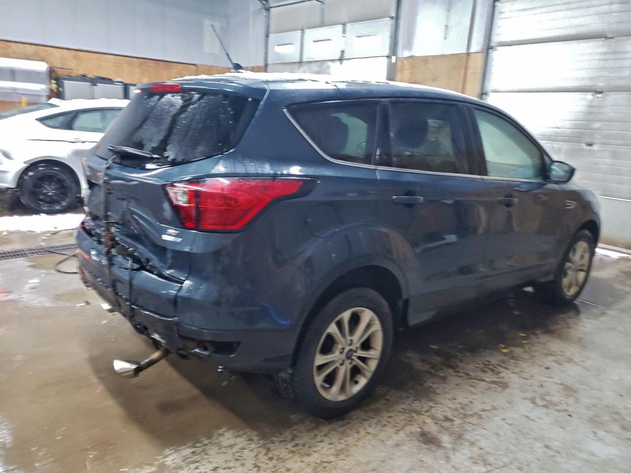2019 FORD ESCAPE SE photo 3