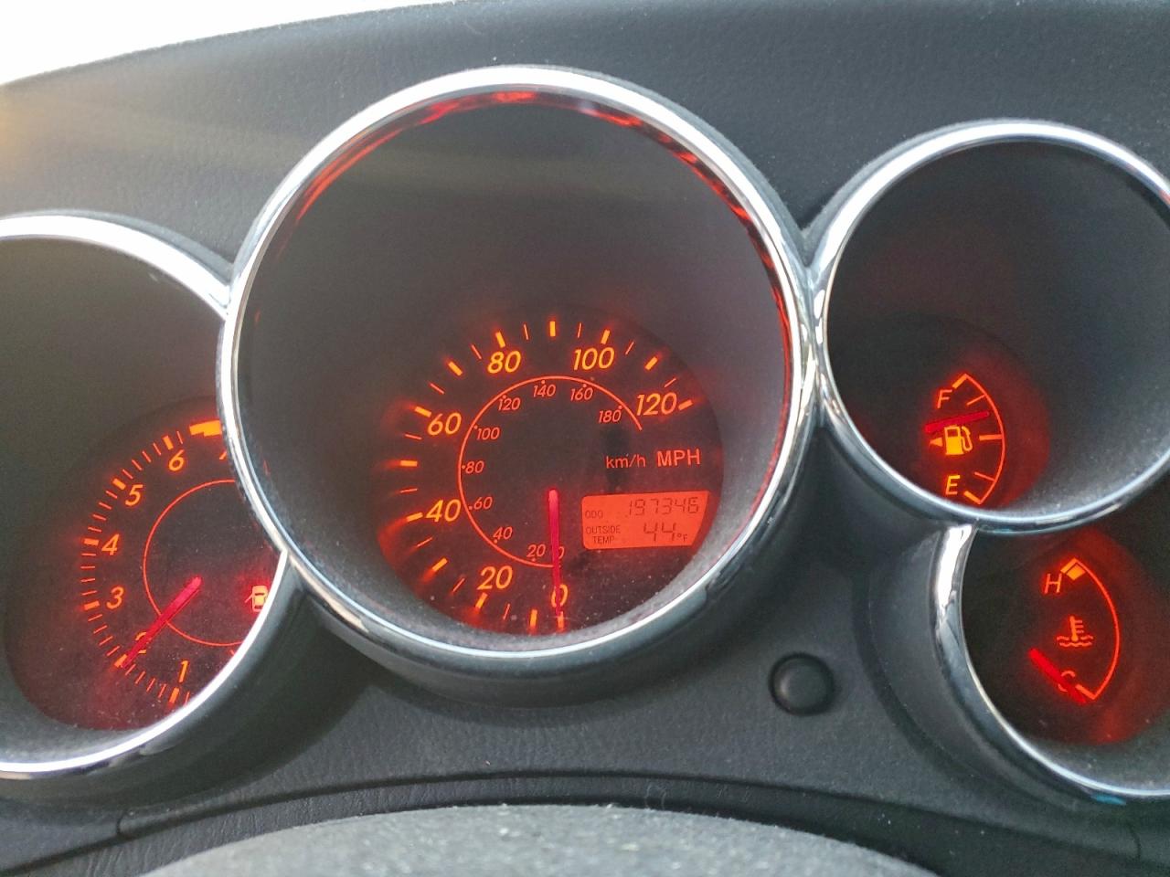 2003 TOYOTA COROLLA MATRIX XR photo 17