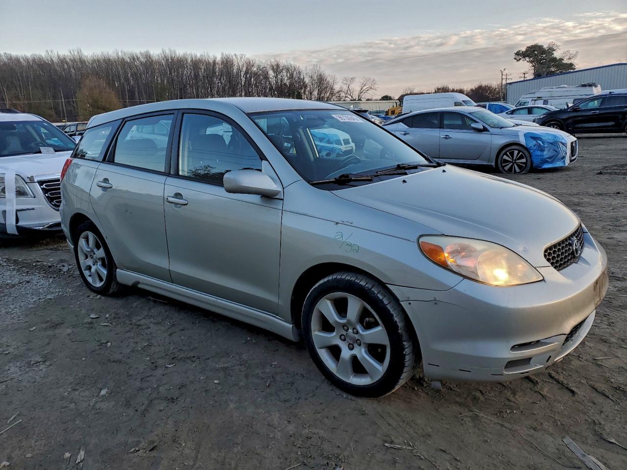 2003 TOYOTA COROLLA MATRIX XR photo 7