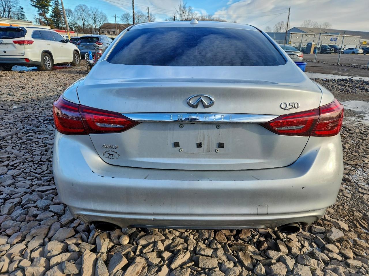 2018 INFINITI Q50 LUXE photo 11