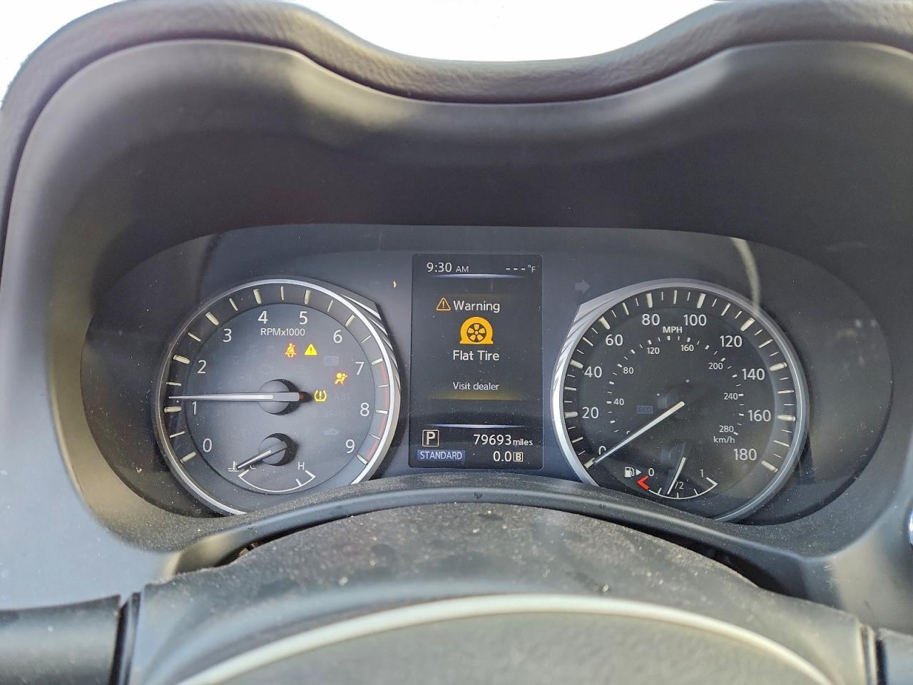 2018 INFINITI Q50 LUXE photo 17