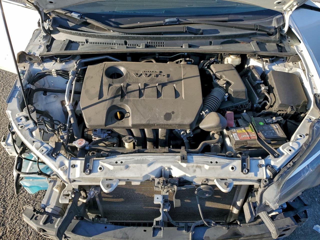 2018 TOYOTA COROLLA L photo 11