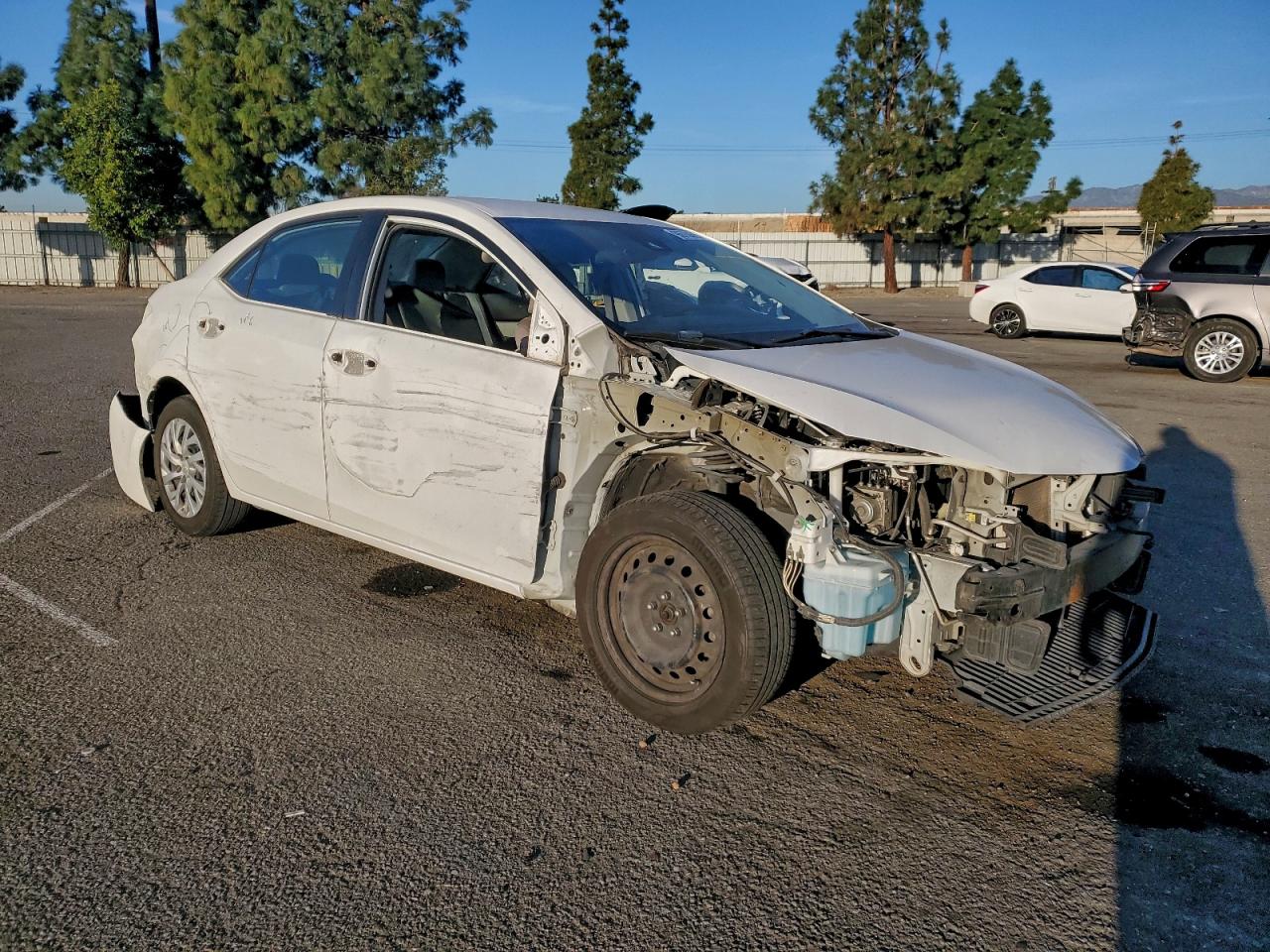 2018 TOYOTA COROLLA L photo 4