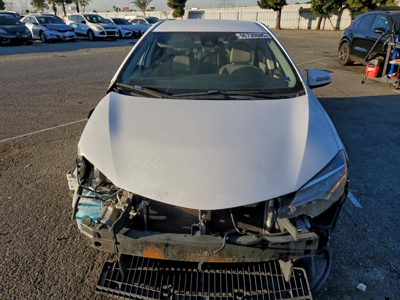2018 TOYOTA COROLLA L photo 5