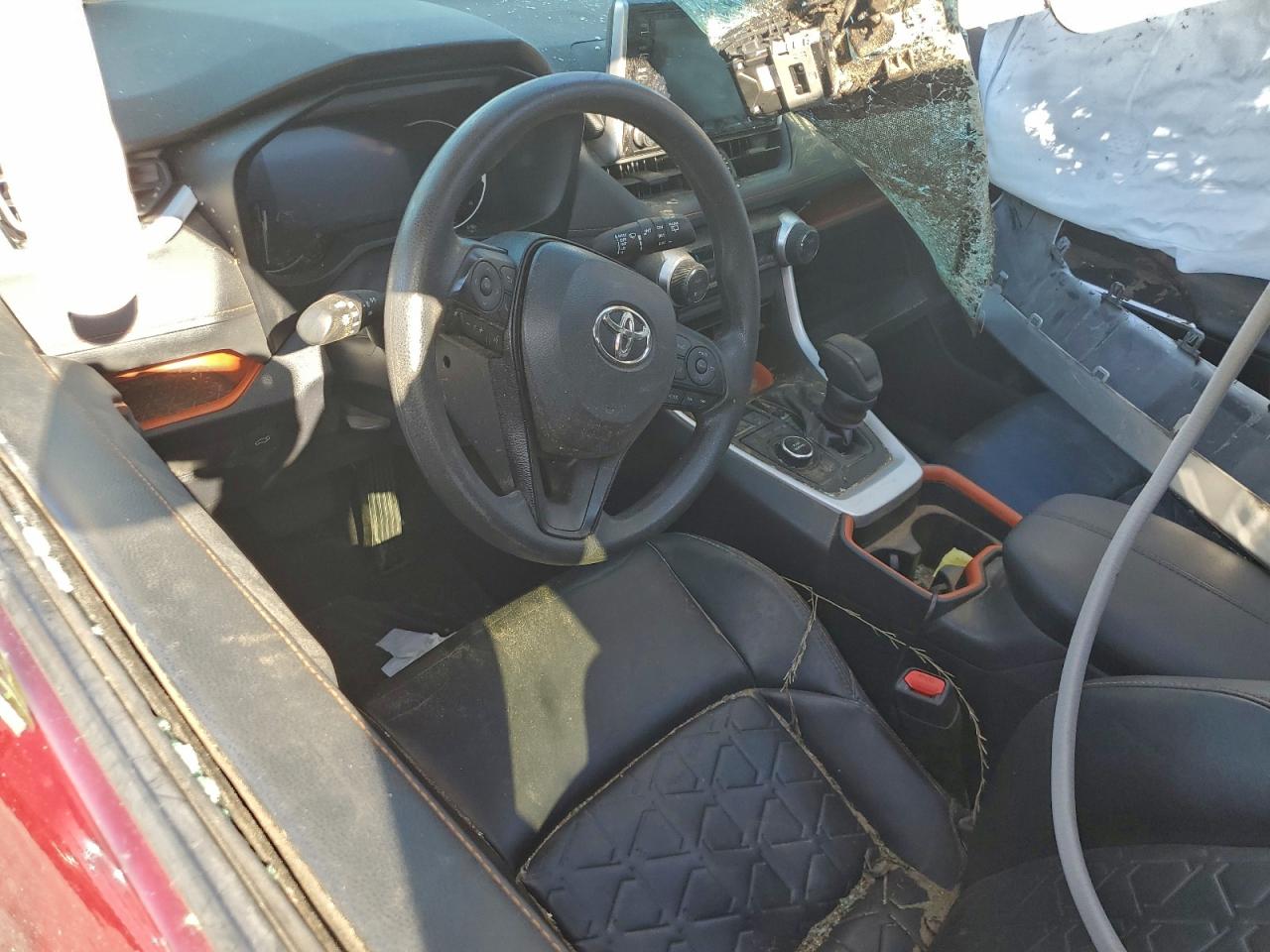 2019 TOYOTA RAV4 ADVENTURE photo 8