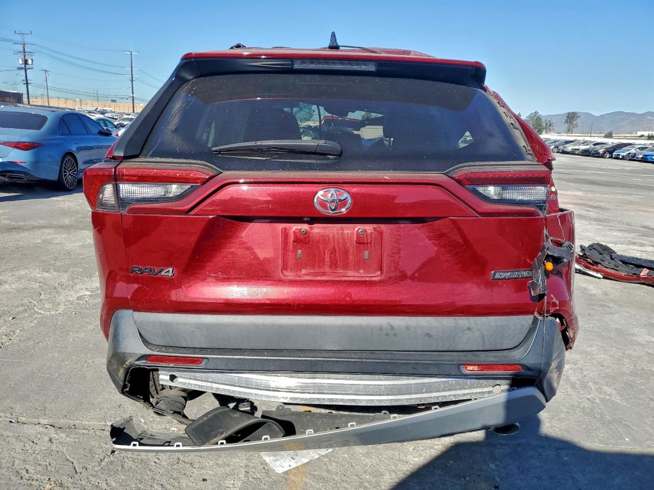 2019 TOYOTA RAV4 ADVENTURE photo 6