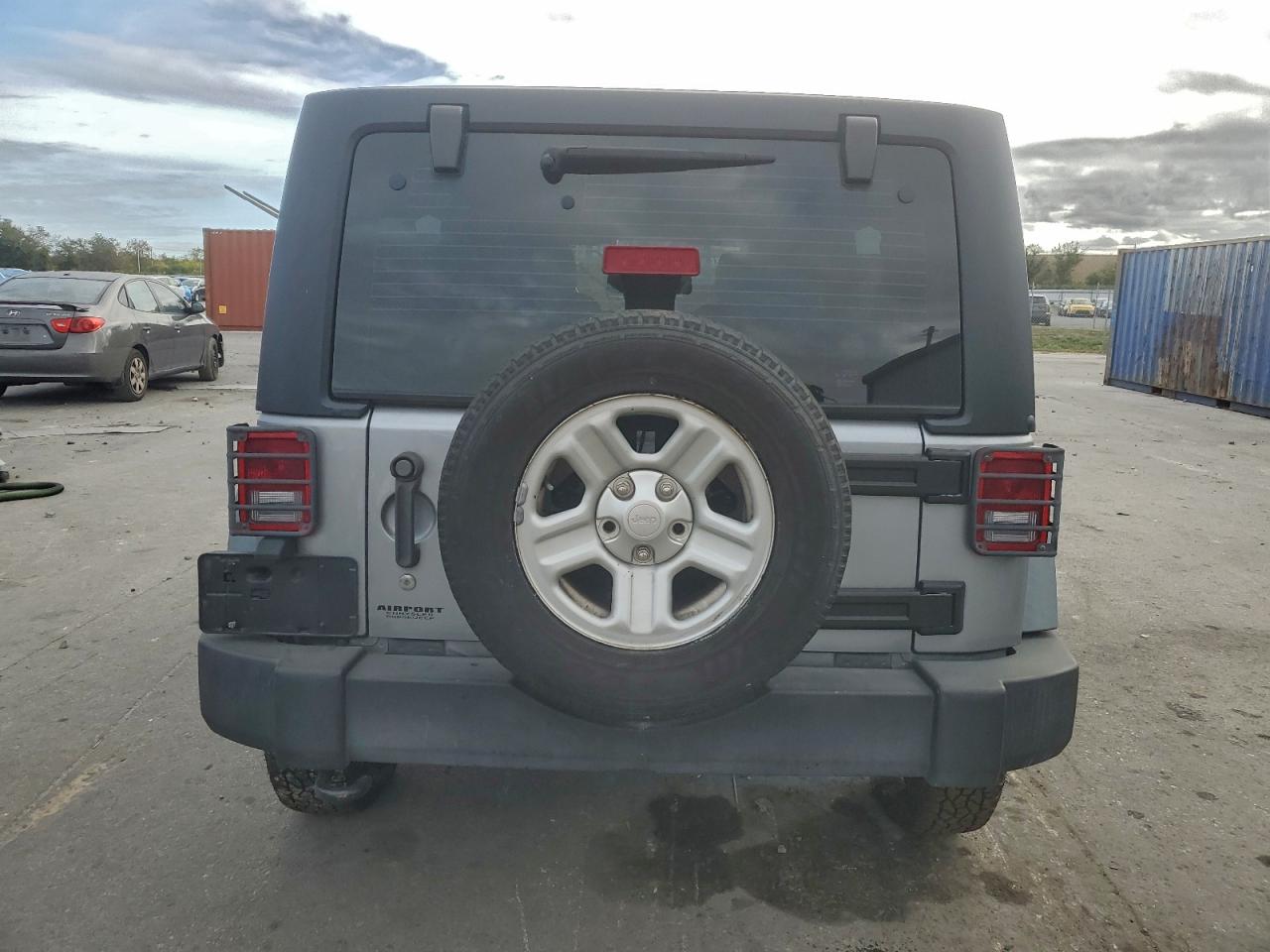 2016 JEEP WRANGLER UNLIMITED SPORT photo 11