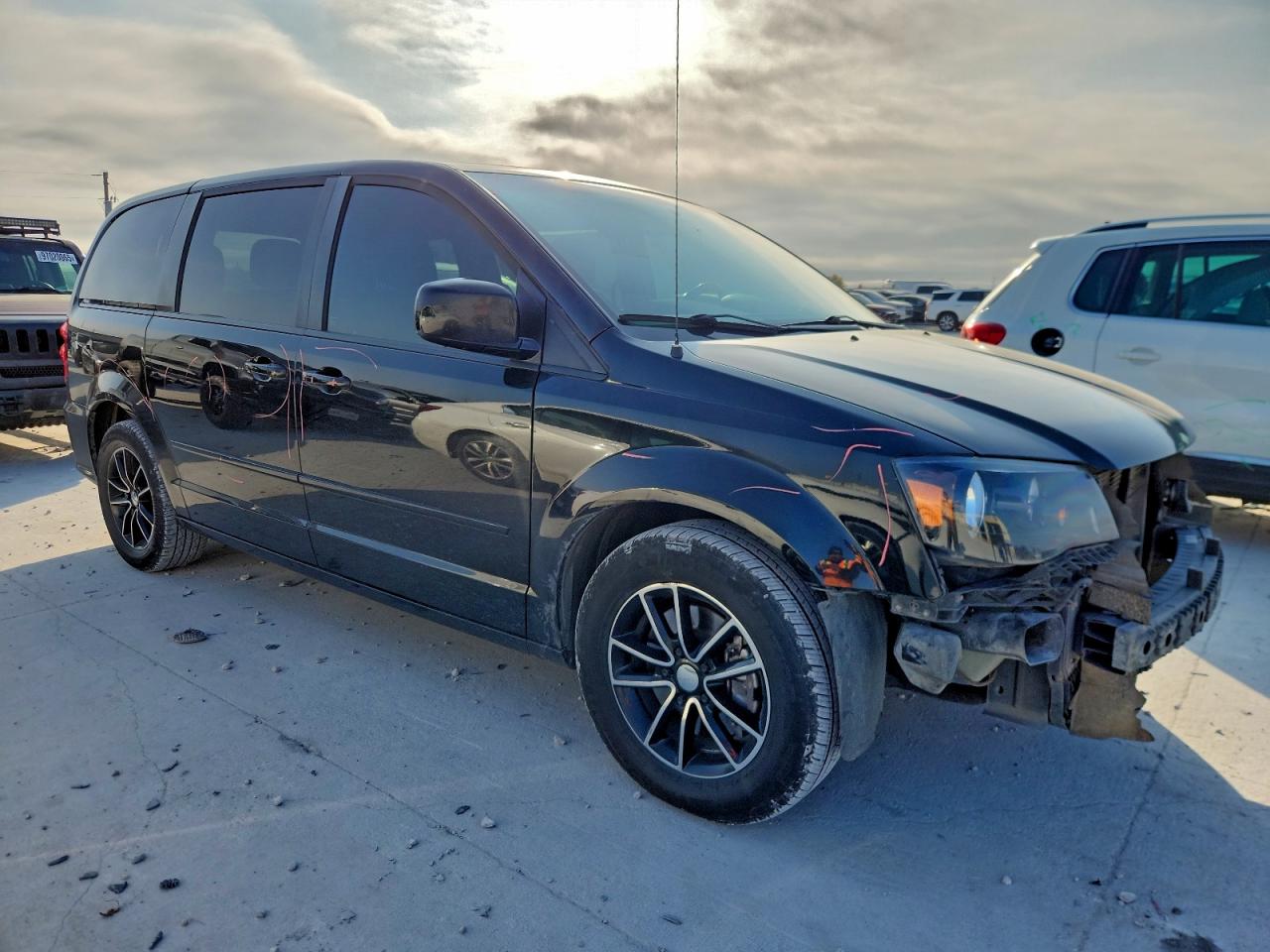 2015 DODGE GRAND CARAVAN SE photo 7
