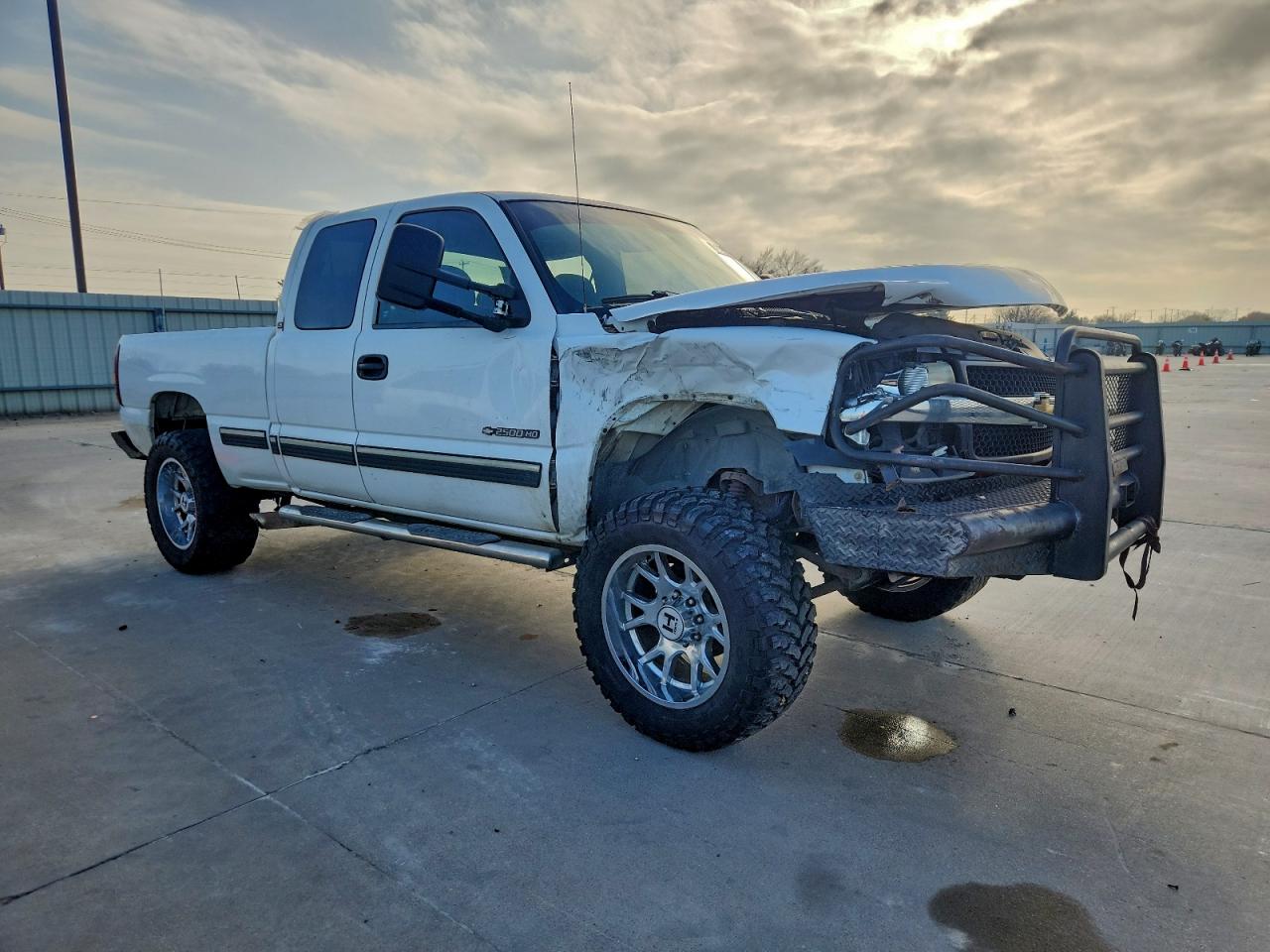 2002 CHEVROLET SILVERADO C2500 HEAVY DUTY photo 4