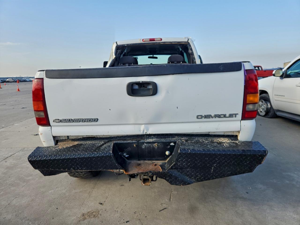 2002 CHEVROLET SILVERADO C2500 HEAVY DUTY photo 6