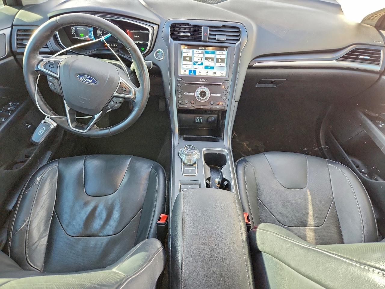 2019 FORD FUSION TITANIUM photo 8