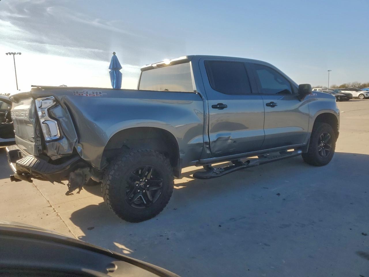 2019 CHEVROLET SILVERADO K1500 LT TRAIL BOSS photo 5
