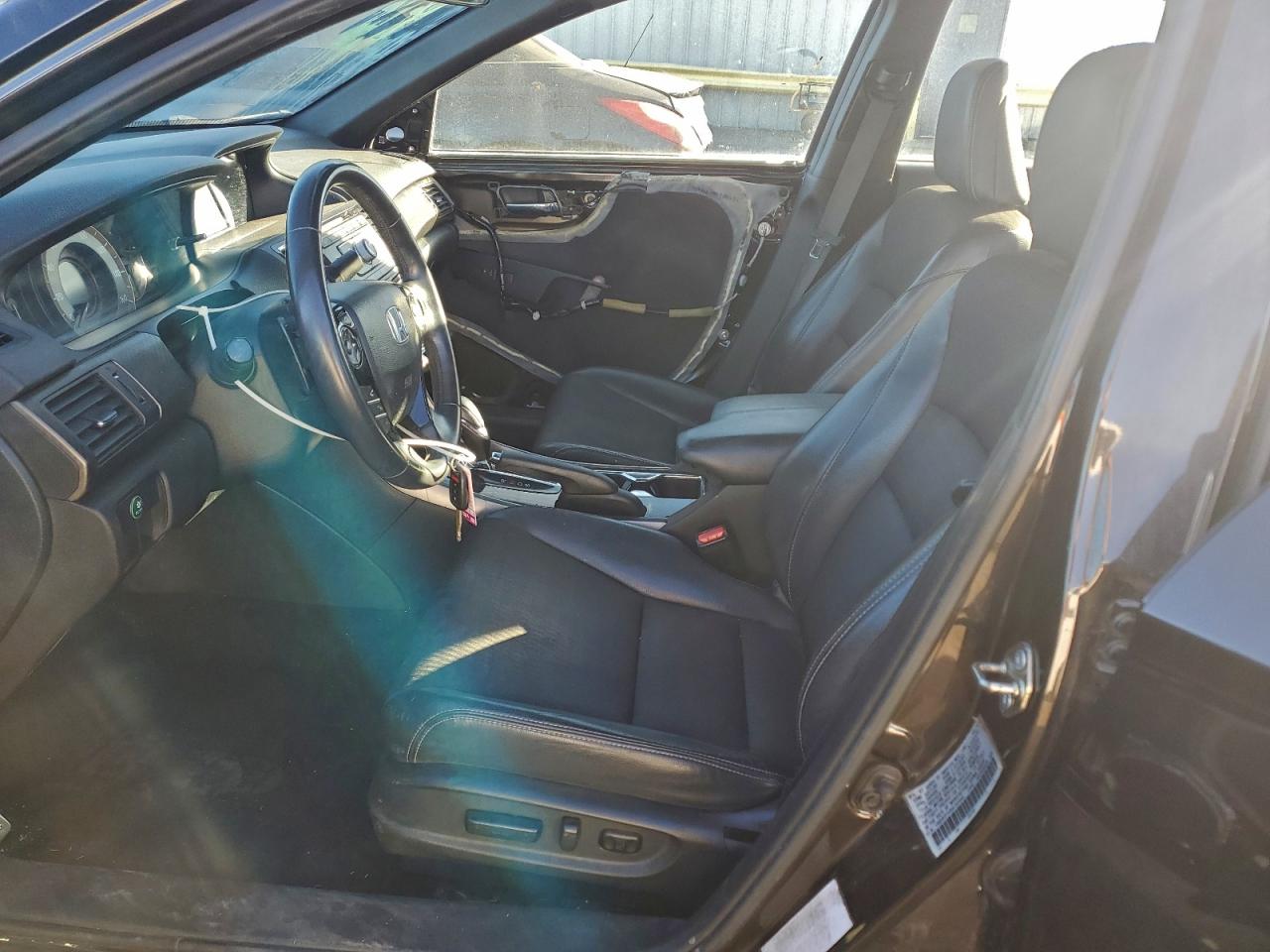 2016 HONDA ACCORD SPORT photo 13