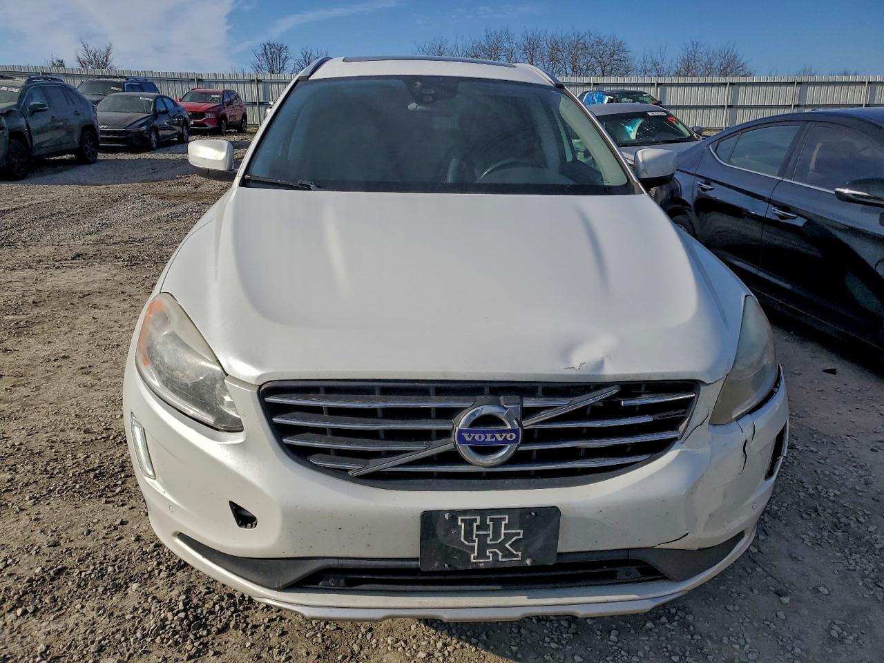 2015 VOLVO XC60 T6 PREMIER photo 5