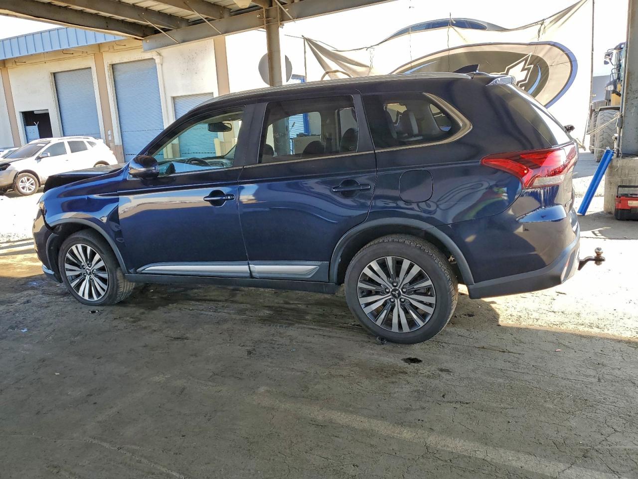 2019 MITSUBISHI OUTLANDER SE photo 2