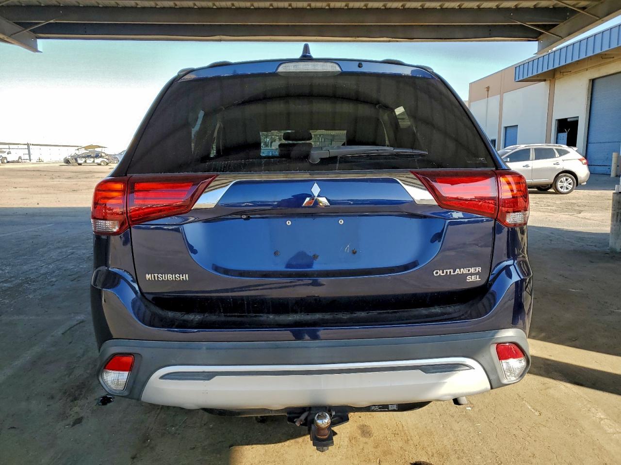 2019 MITSUBISHI OUTLANDER SE photo 6