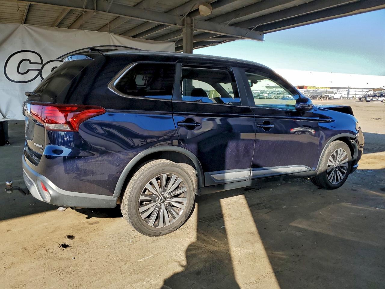 2019 MITSUBISHI OUTLANDER SE photo 3