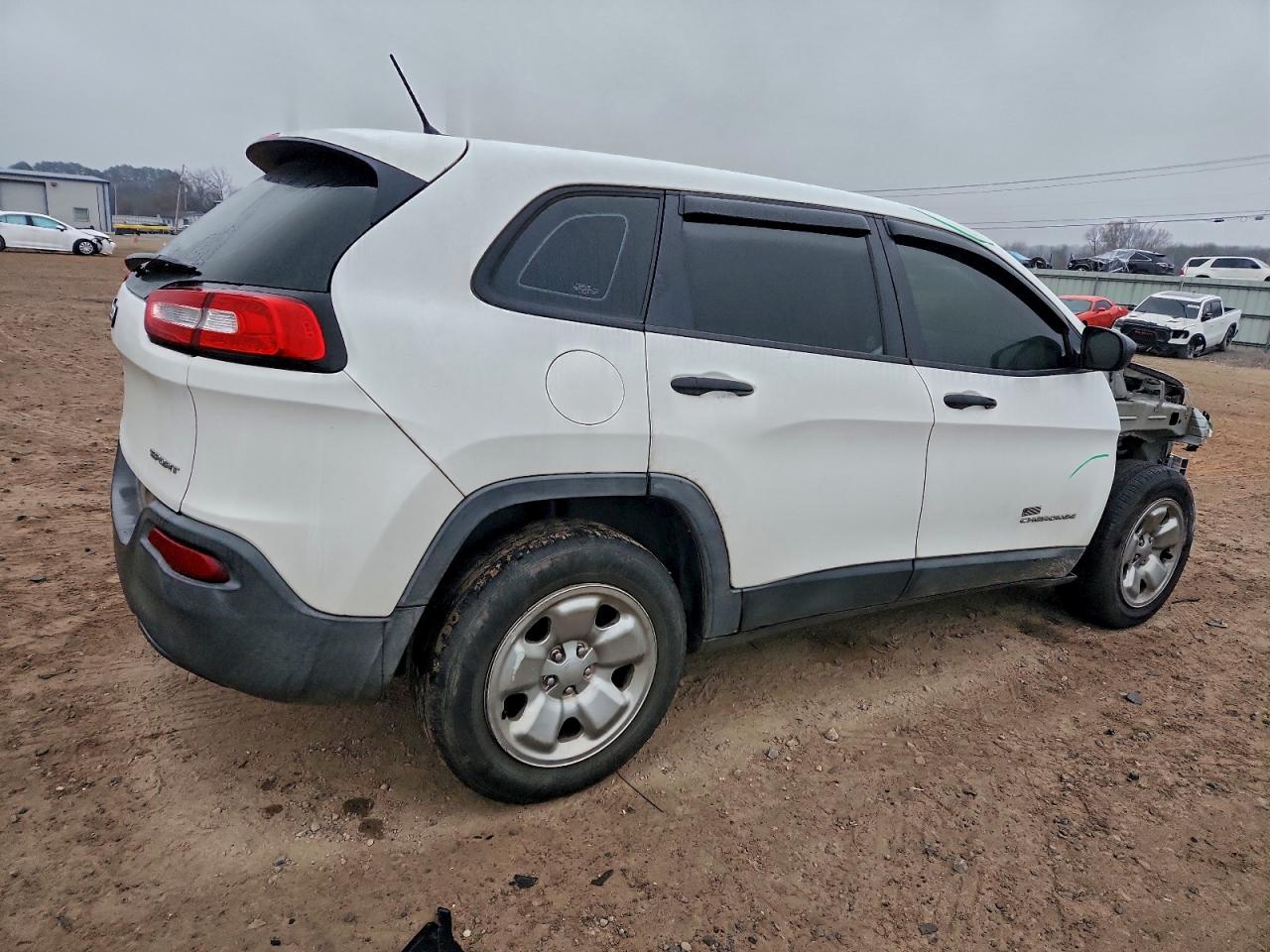 2014 JEEP CHEROKEE SPORT photo 3