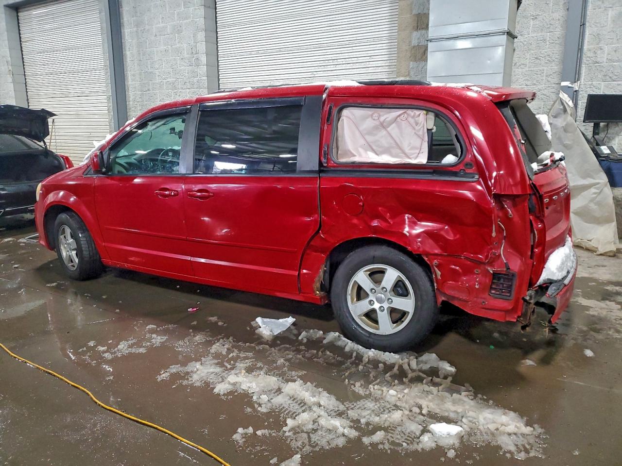 2012 DODGE GRAND CARAVAN SXT photo 2