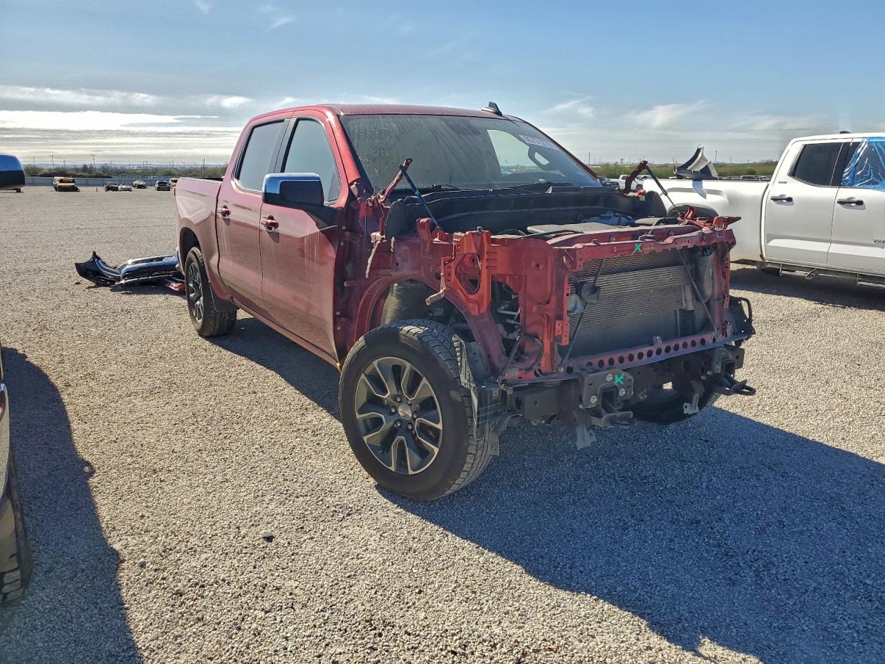 2023 CHEVROLET SILVERADO K1500 LT photo 4