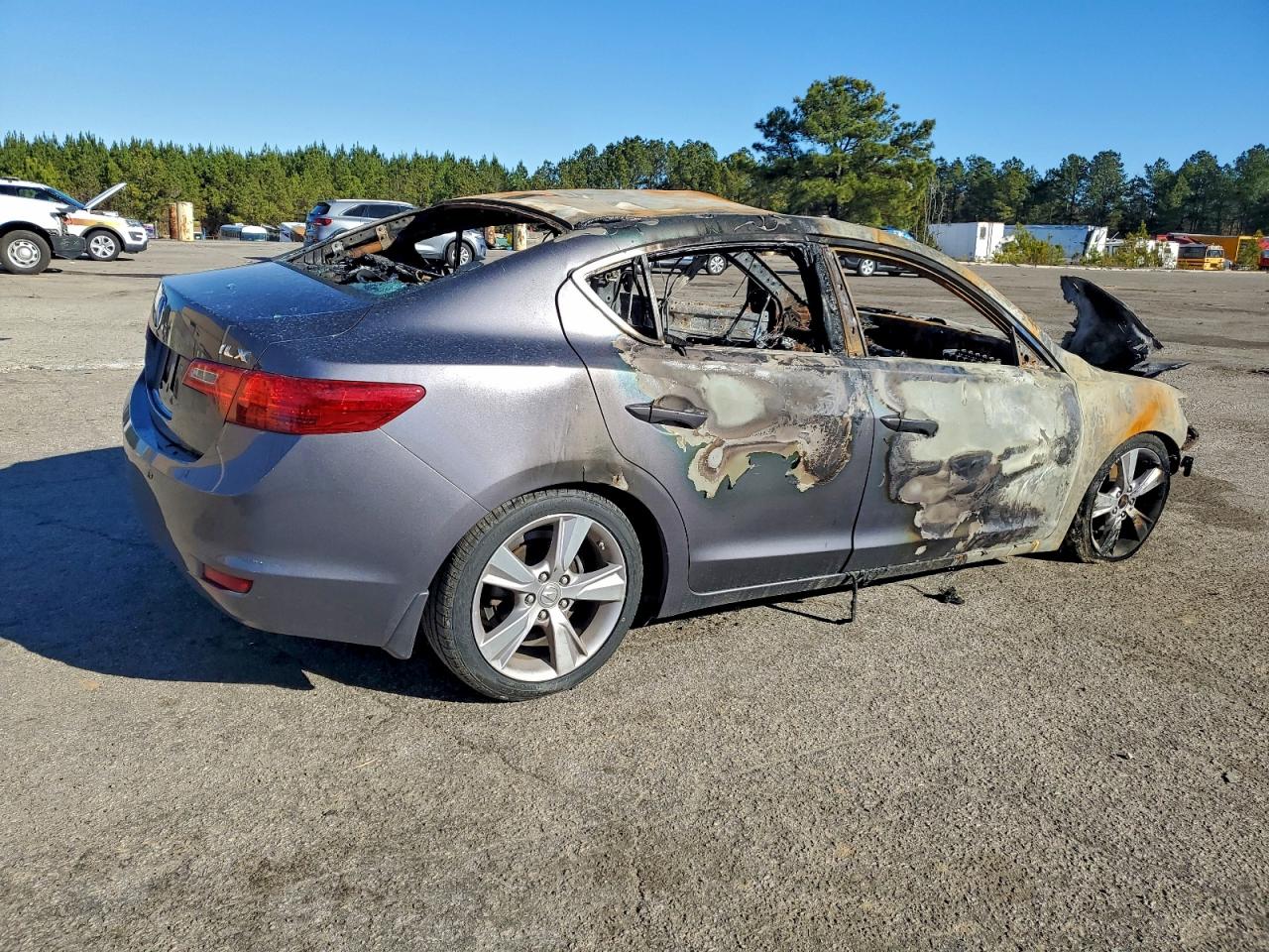 2015 ACURA ILX 20 photo 3
