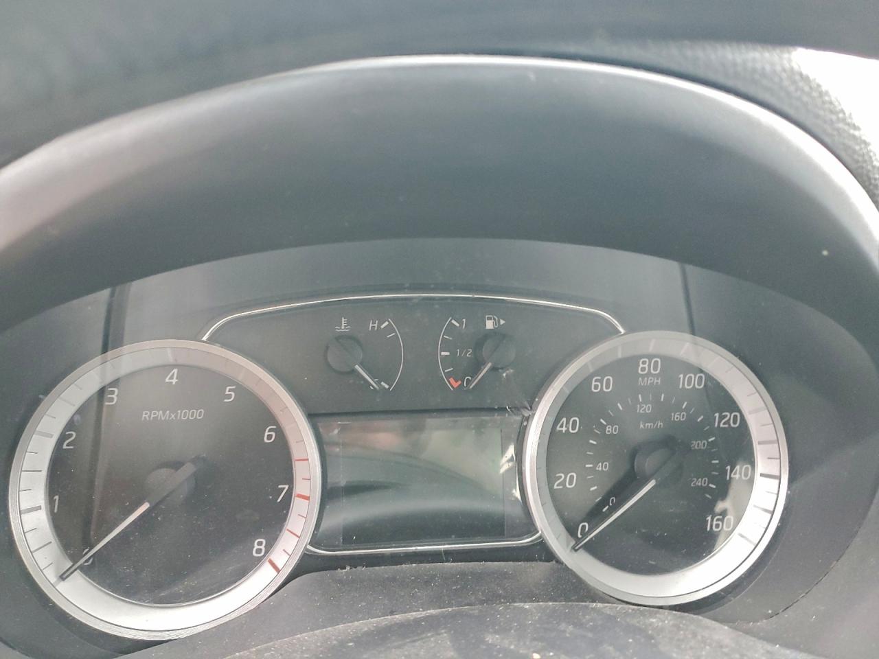 2014 NISSAN SENTRA S photo 9