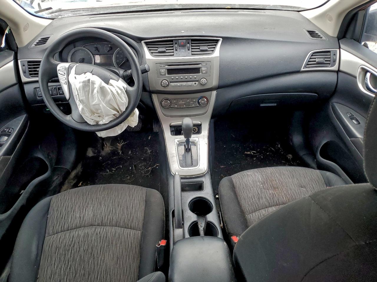 2014 NISSAN SENTRA S photo 8