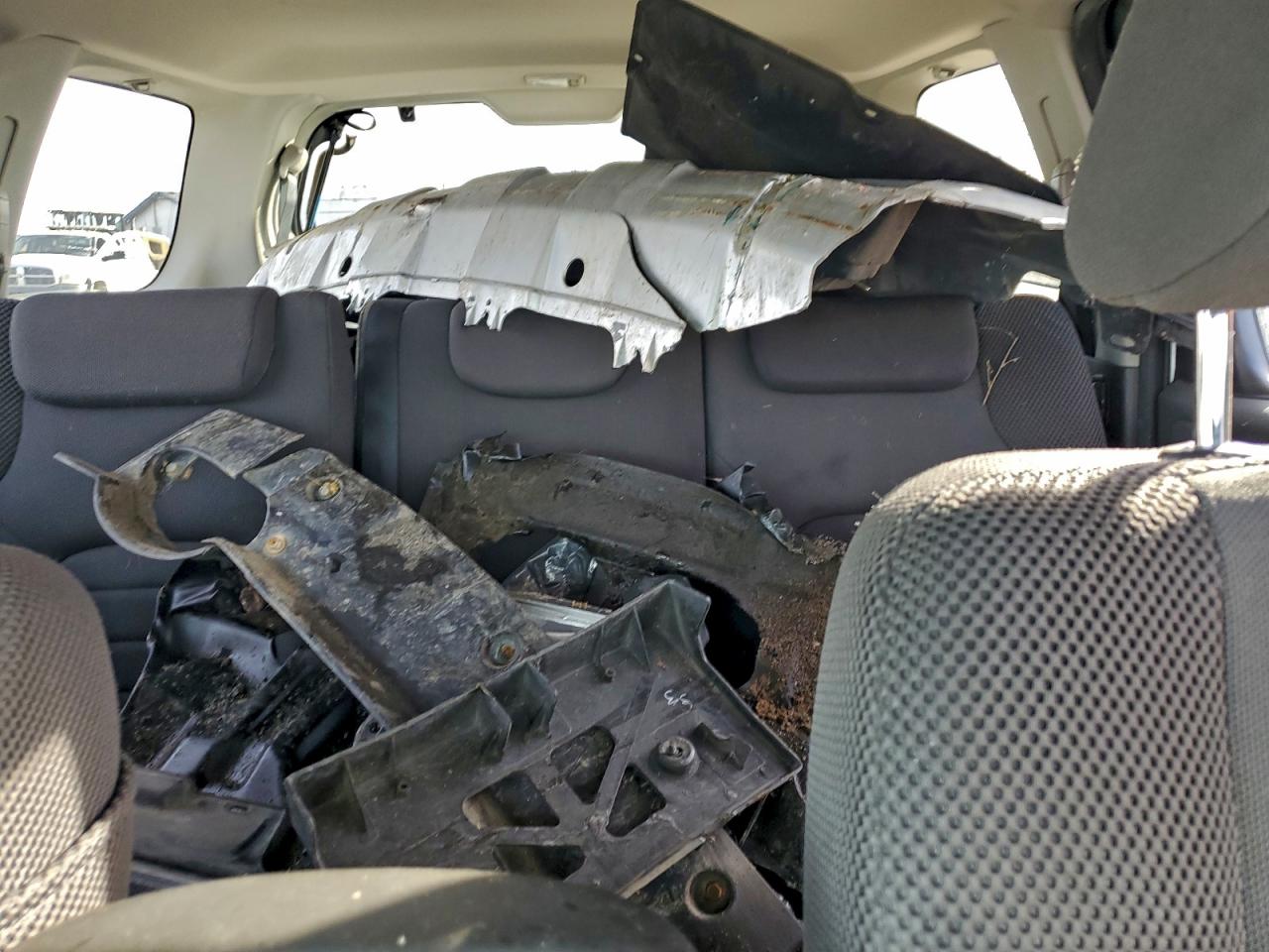 2009 NISSAN PATHFINDER S photo 10