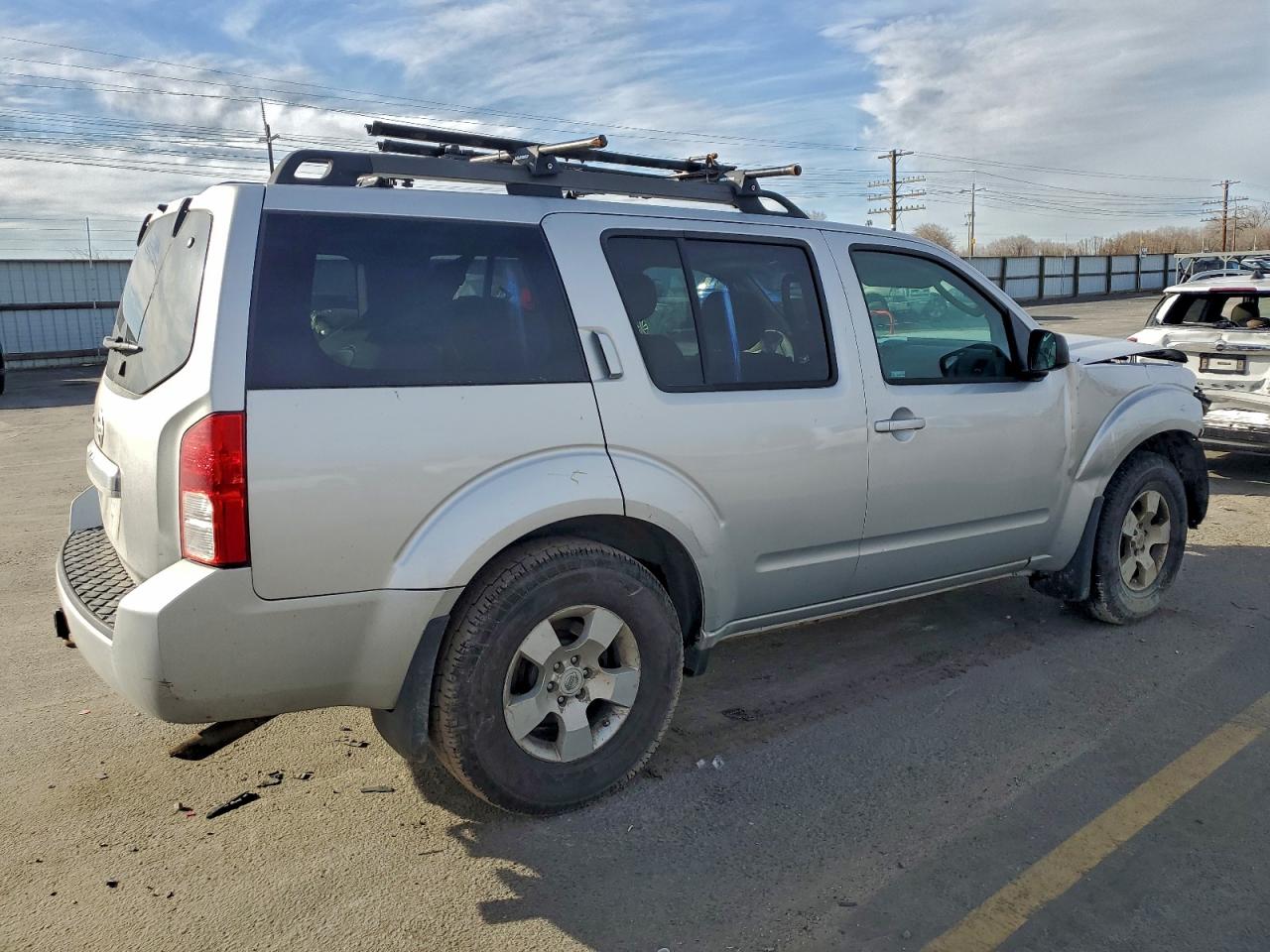 2009 NISSAN PATHFINDER S photo 3