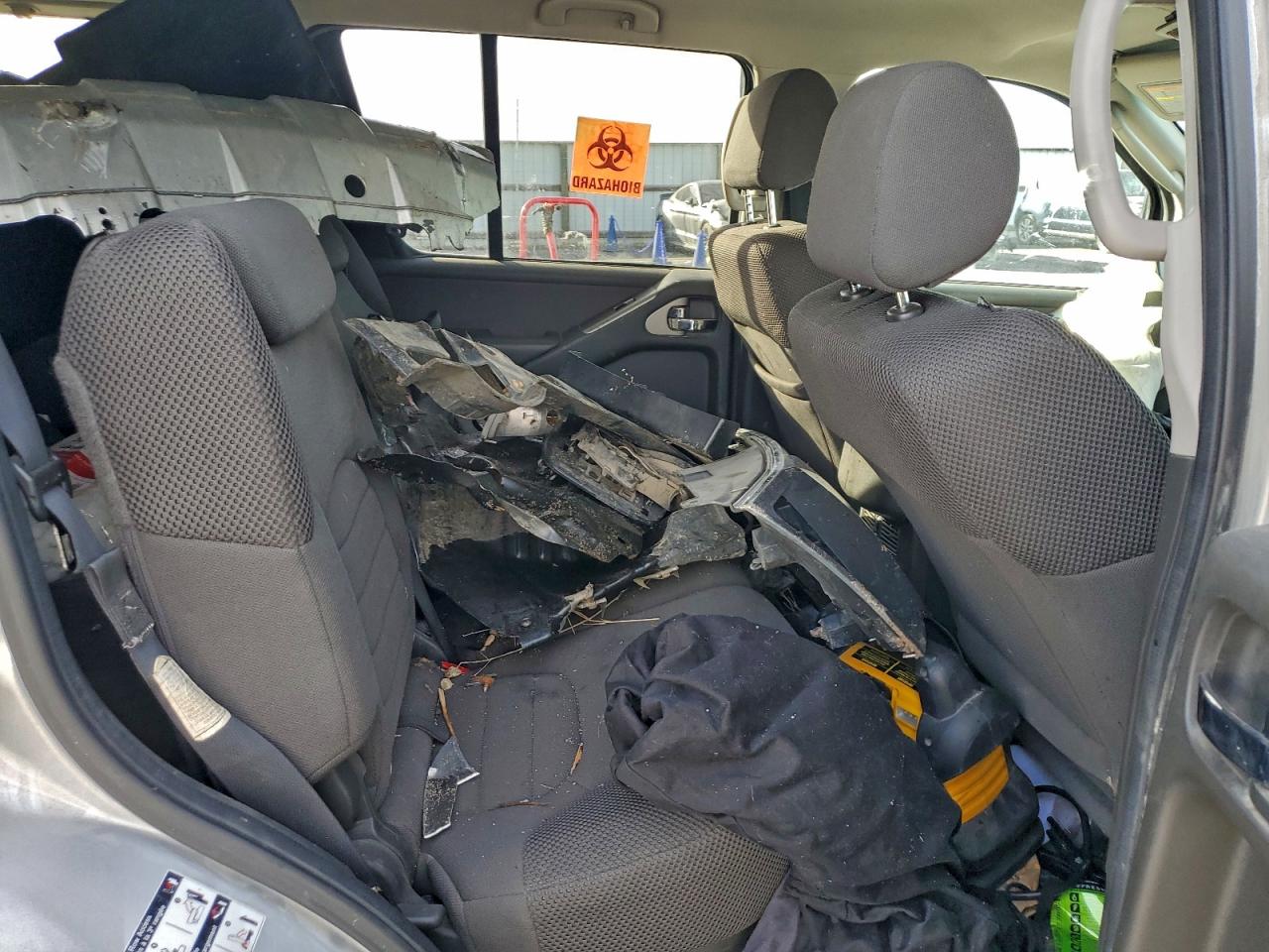 2009 NISSAN PATHFINDER S photo 11