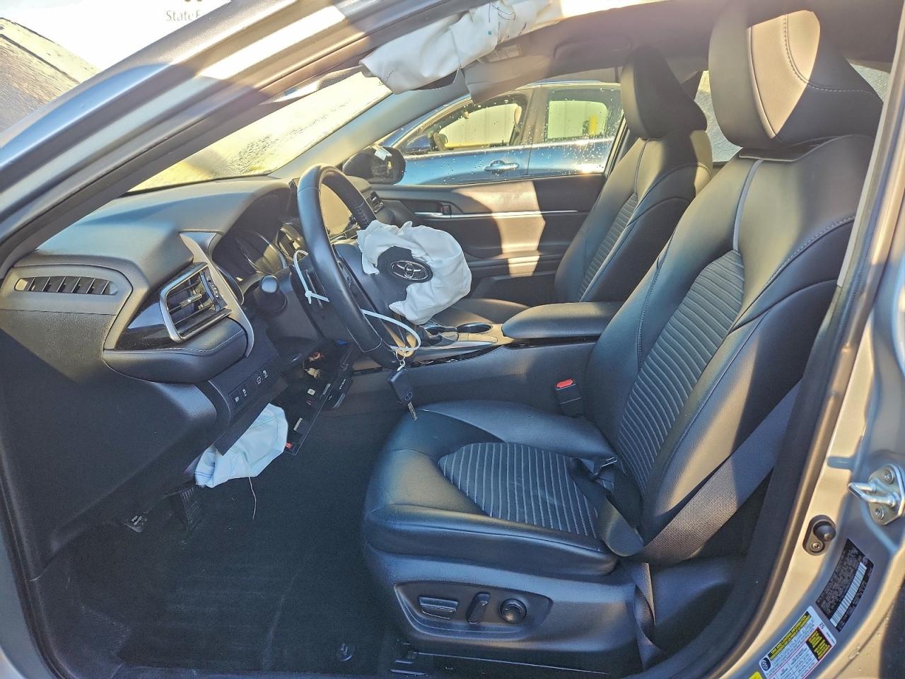 2022 TOYOTA CAMRY SE photo 7