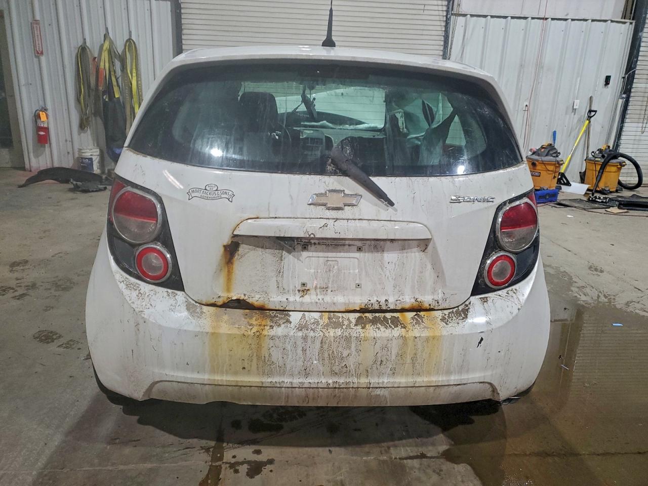 2014 CHEVROLET SONIC LS photo 6