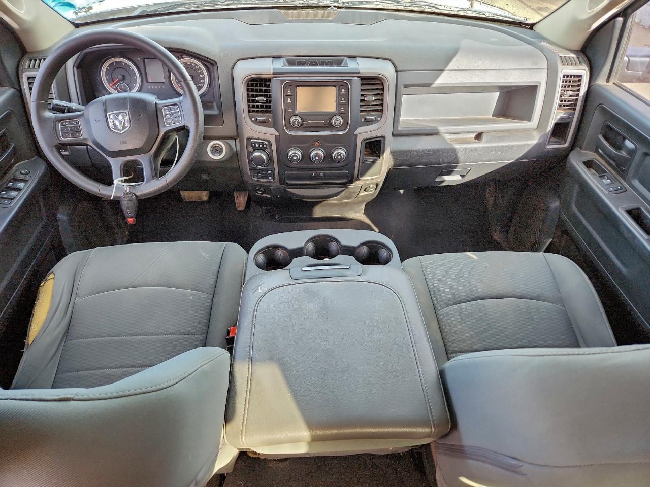 2018 RAM 1500 ST photo 8