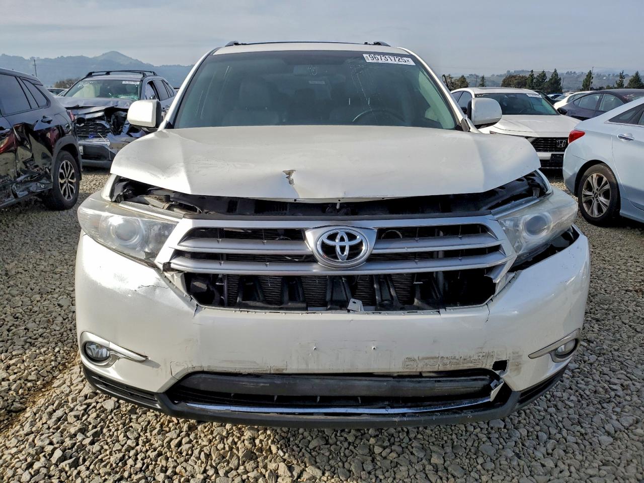 2013 TOYOTA HIGHLANDER LIMITED photo 9