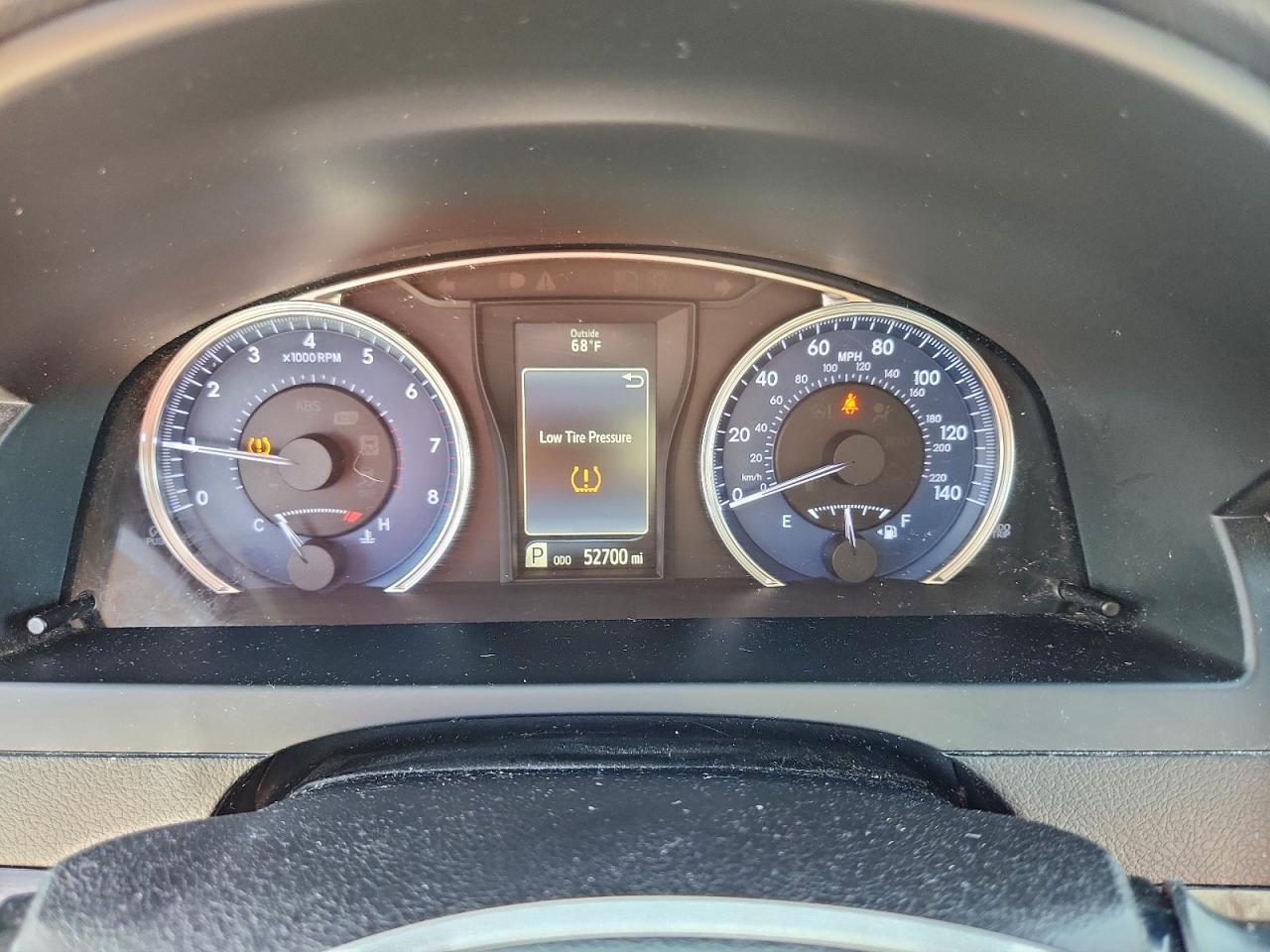 2016 TOYOTA CAMRY LE photo 17