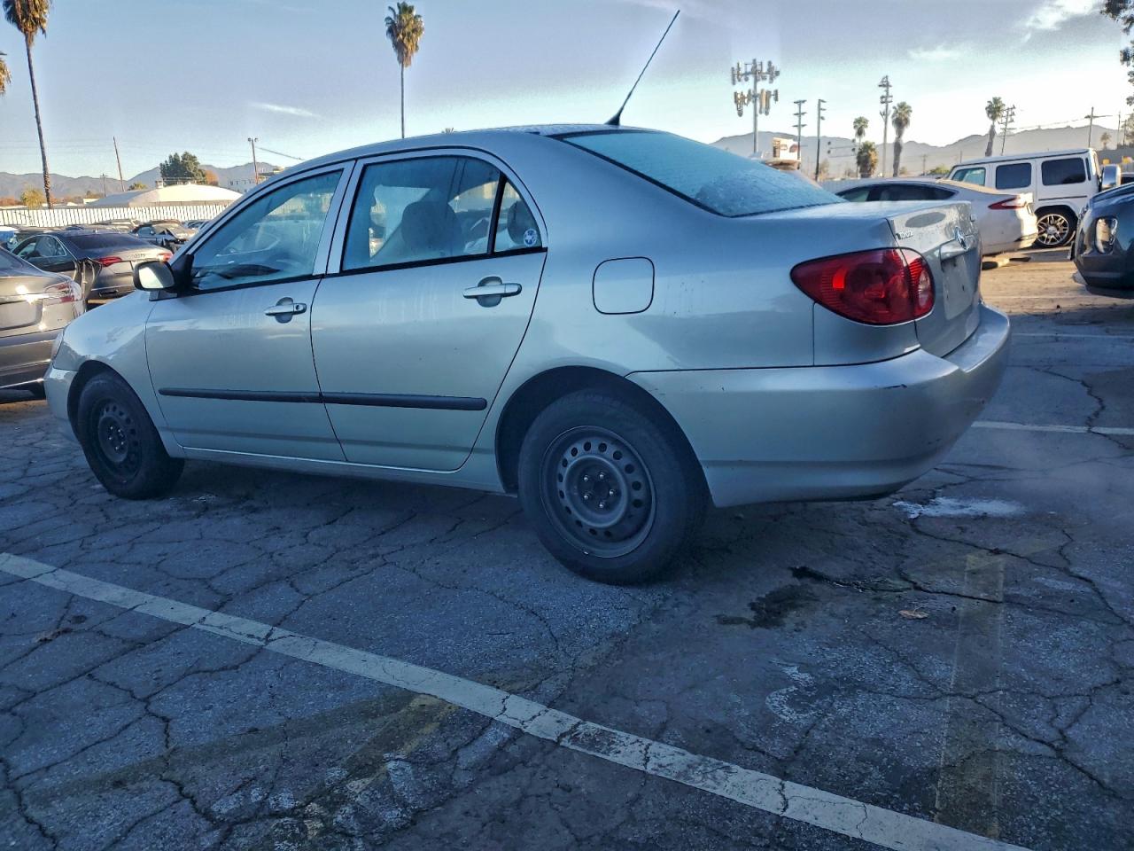 2004 TOYOTA COROLLA CE photo 2