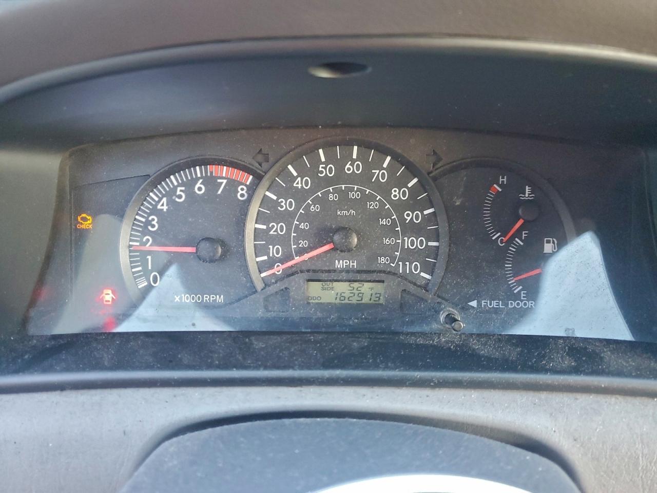 2004 TOYOTA COROLLA CE photo 9