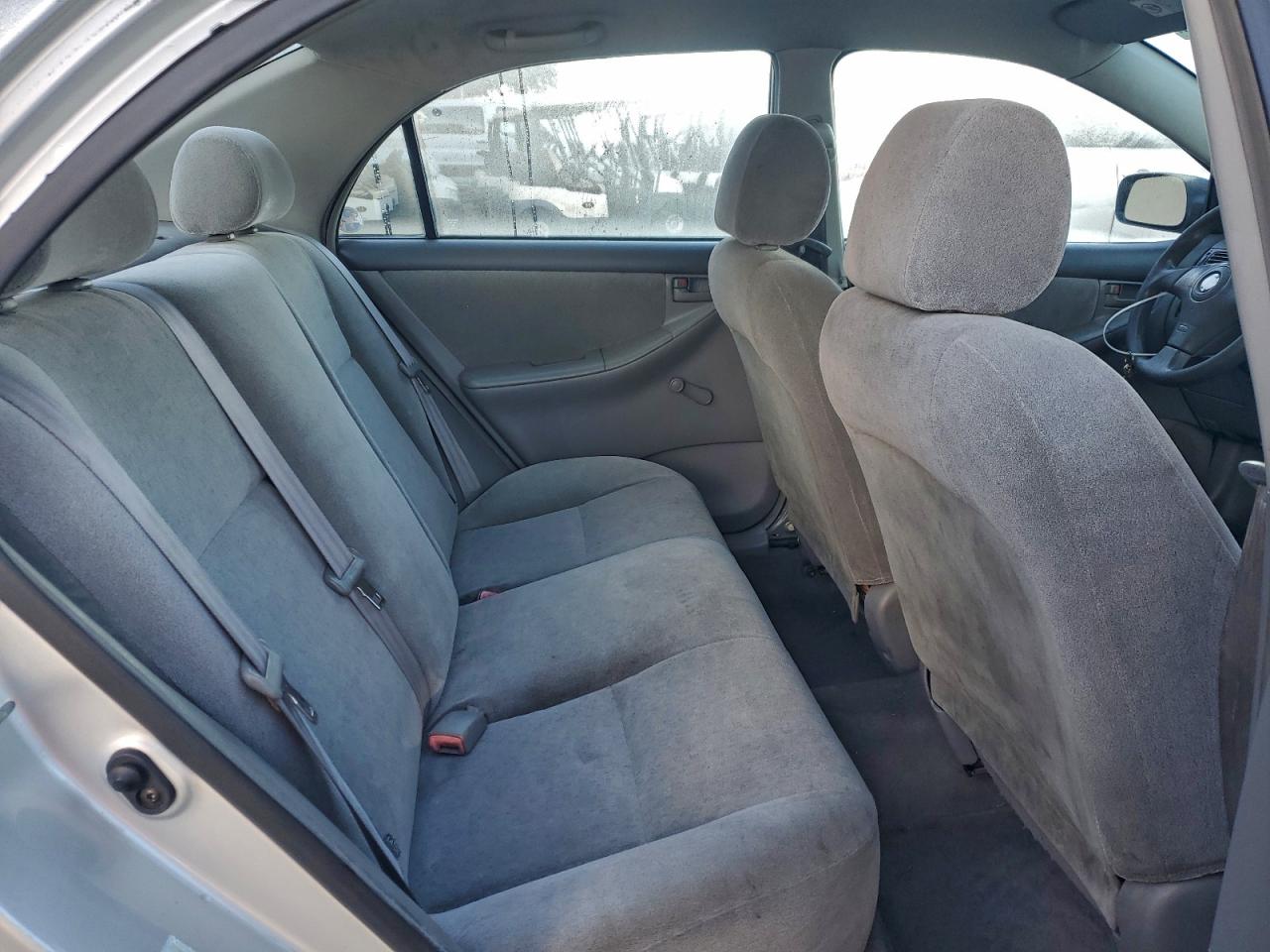 2004 TOYOTA COROLLA CE photo 10