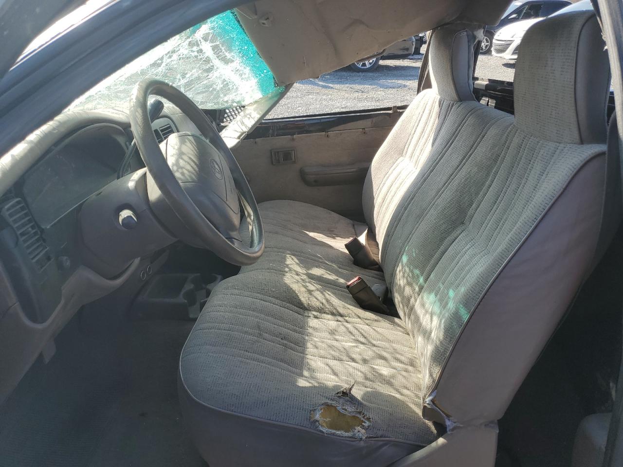 1999 TOYOTA TACOMA photo 7