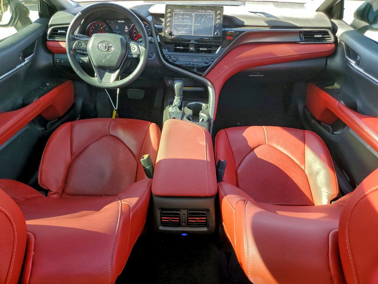 2021 TOYOTA CAMRY XSE photo 8