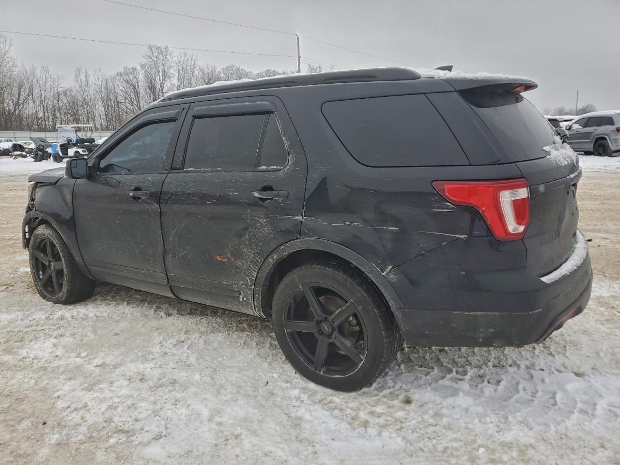 2016 FORD EXPLORER photo 2