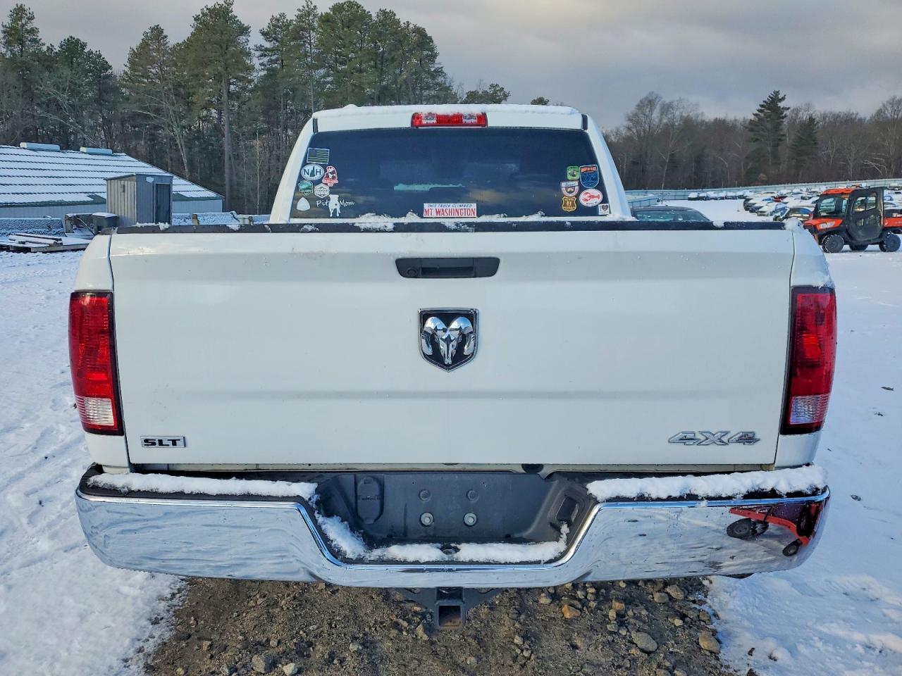 2021 RAM 1500 CLASSIC SLT photo 6