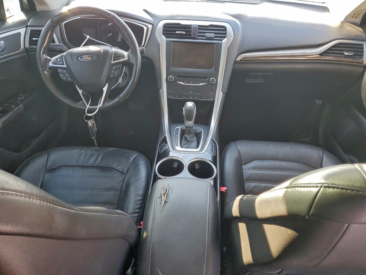 2013 FORD FUSION SE photo 8