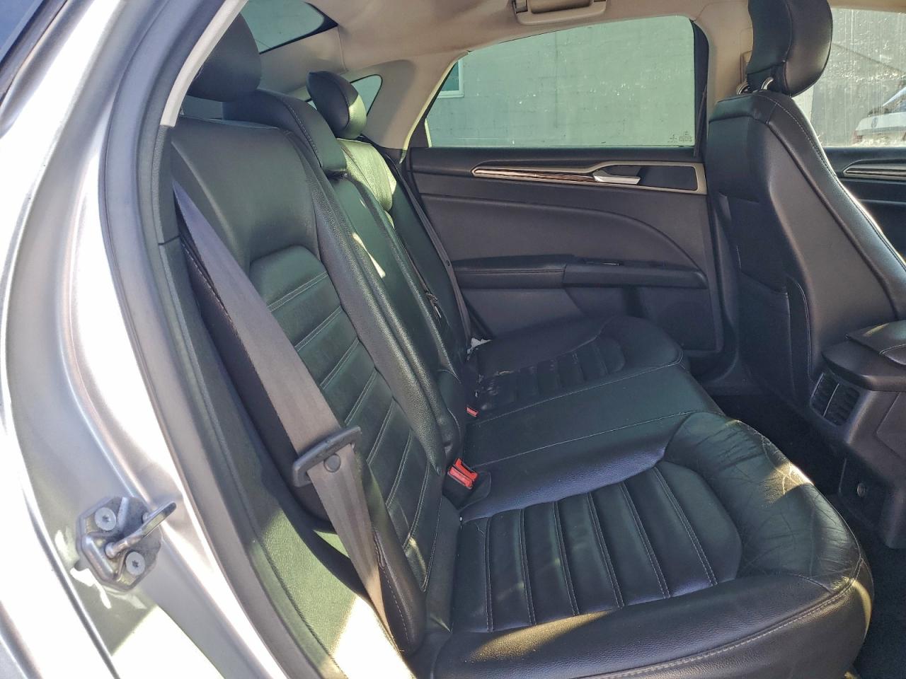 2013 FORD FUSION SE photo 10