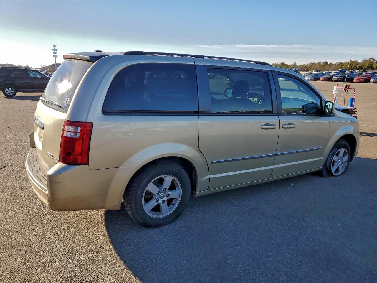 2010 DODGE GRAND CARAVAN SXT photo 3
