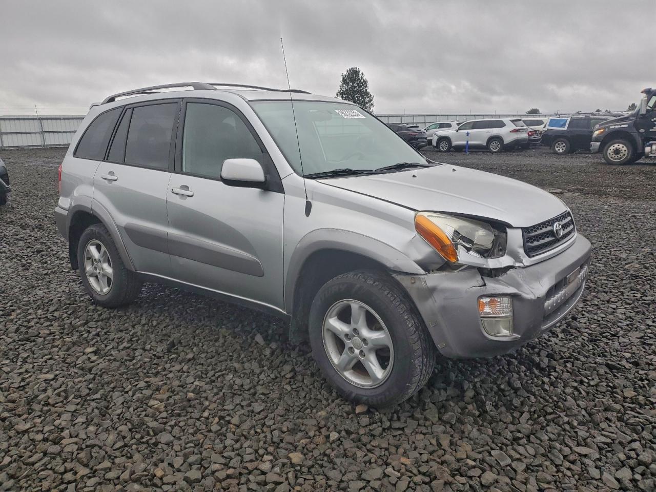 2001 TOYOTA RAV4 BASE photo 4