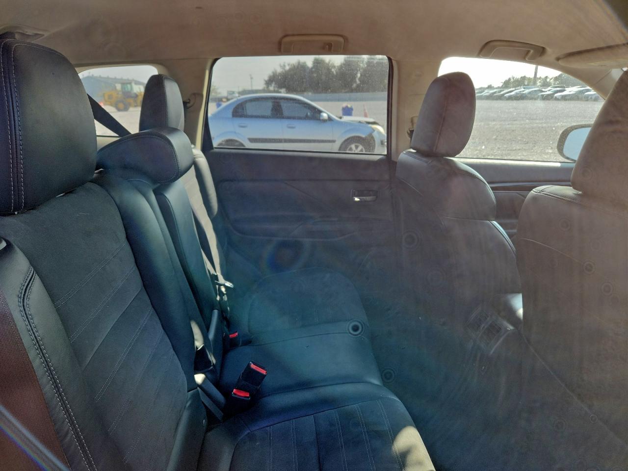 2019 MITSUBISHI OUTLANDER SE photo 11