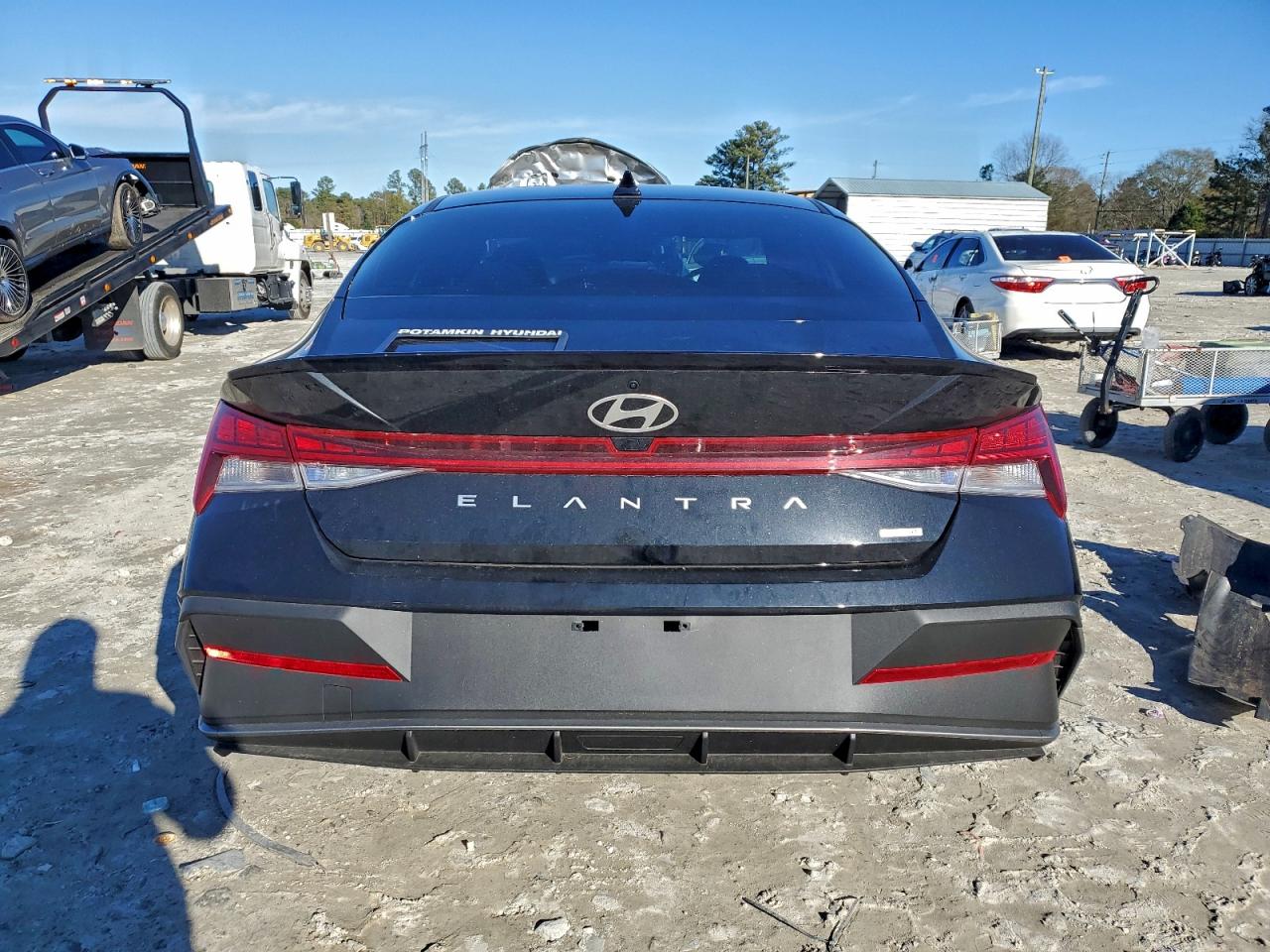 2025 HYUNDAI ELANTRA BLUE photo 6