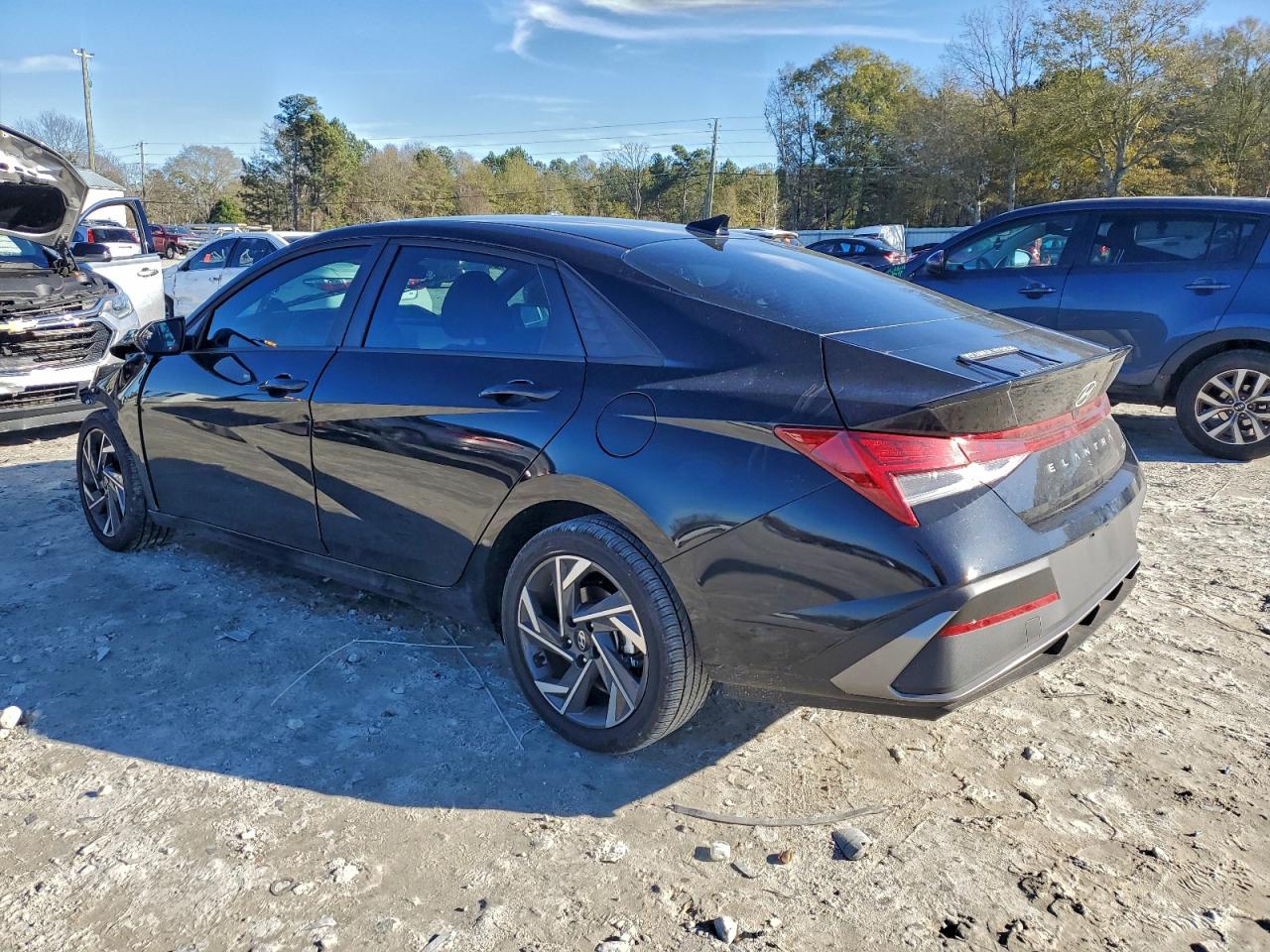 2025 HYUNDAI ELANTRA BLUE photo 2