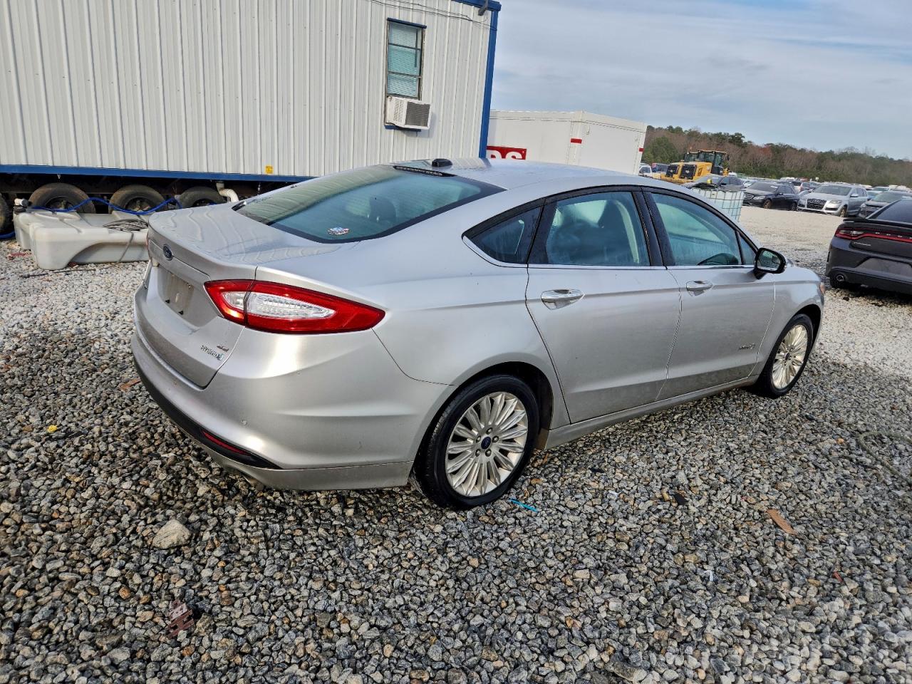 2016 FORD FUSION SE HYBRID photo 3
